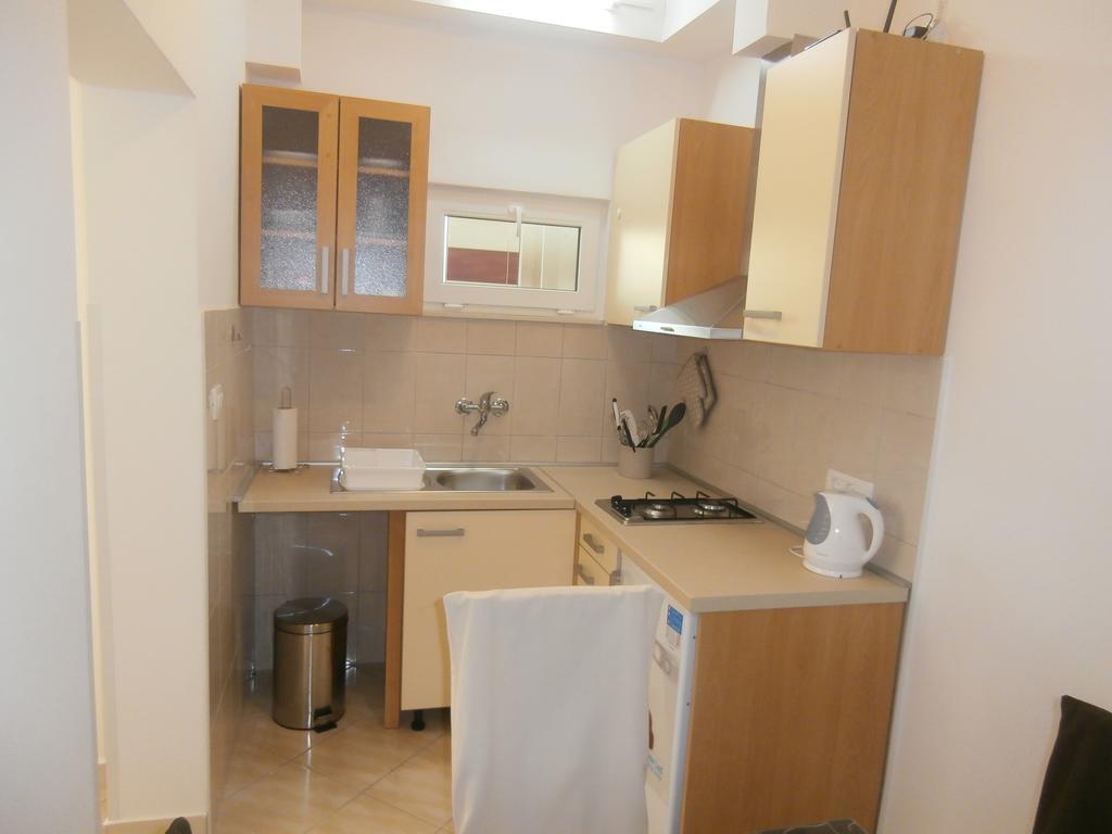 Apartment Gabi Лабин Екстер'єр фото